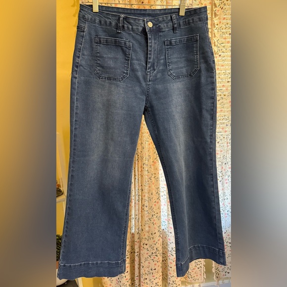 Lookbook Store Denim - Wide Leg Cropped Jeans